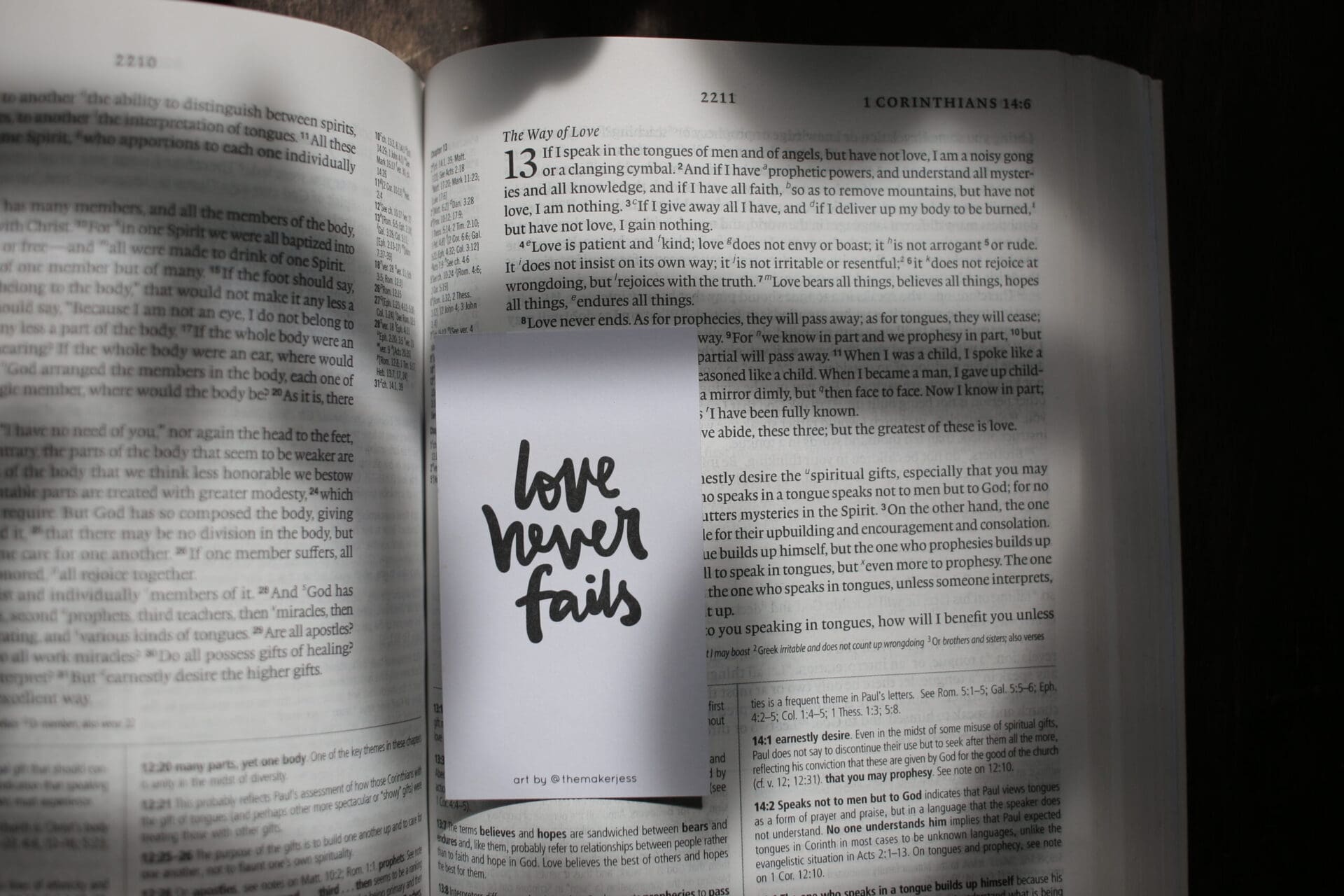 Love Never Fails | Mini Bookmark - Image 4