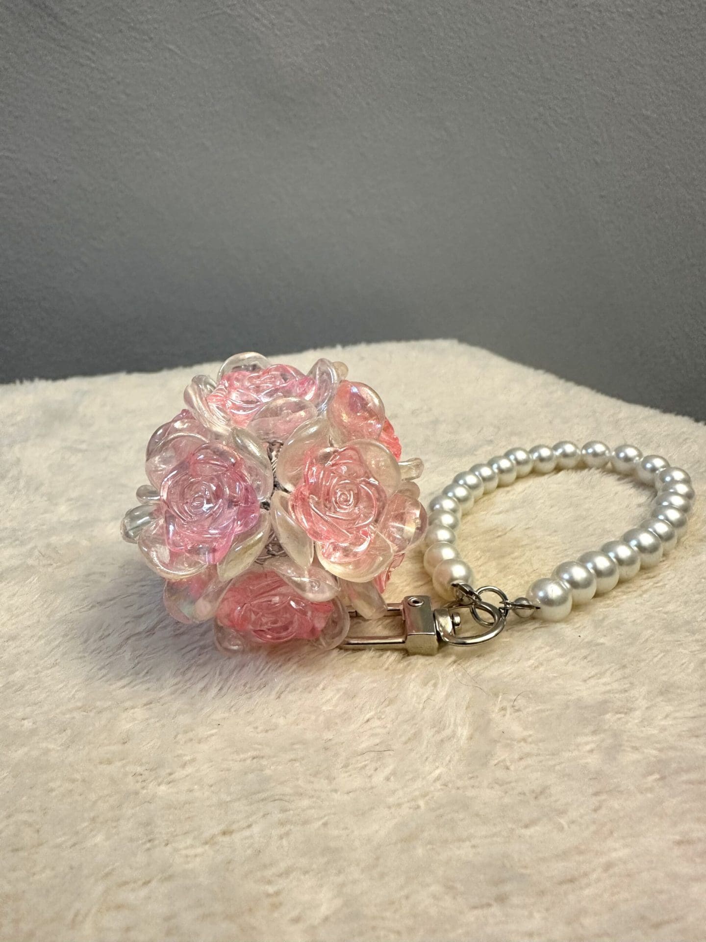 Acrylic Flower Keychain/Bag Charm|亚克力花朵吊饰 - Image 3