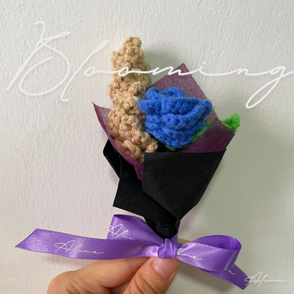 Crochet Mini Bouquetš - Image 3