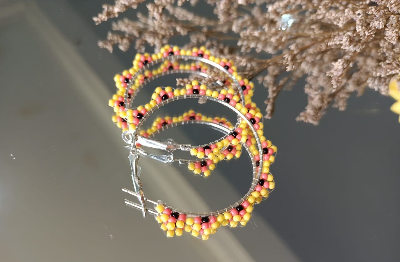 THE STONE Sunflower Beaded Wire Wrapped Hoop Earrings