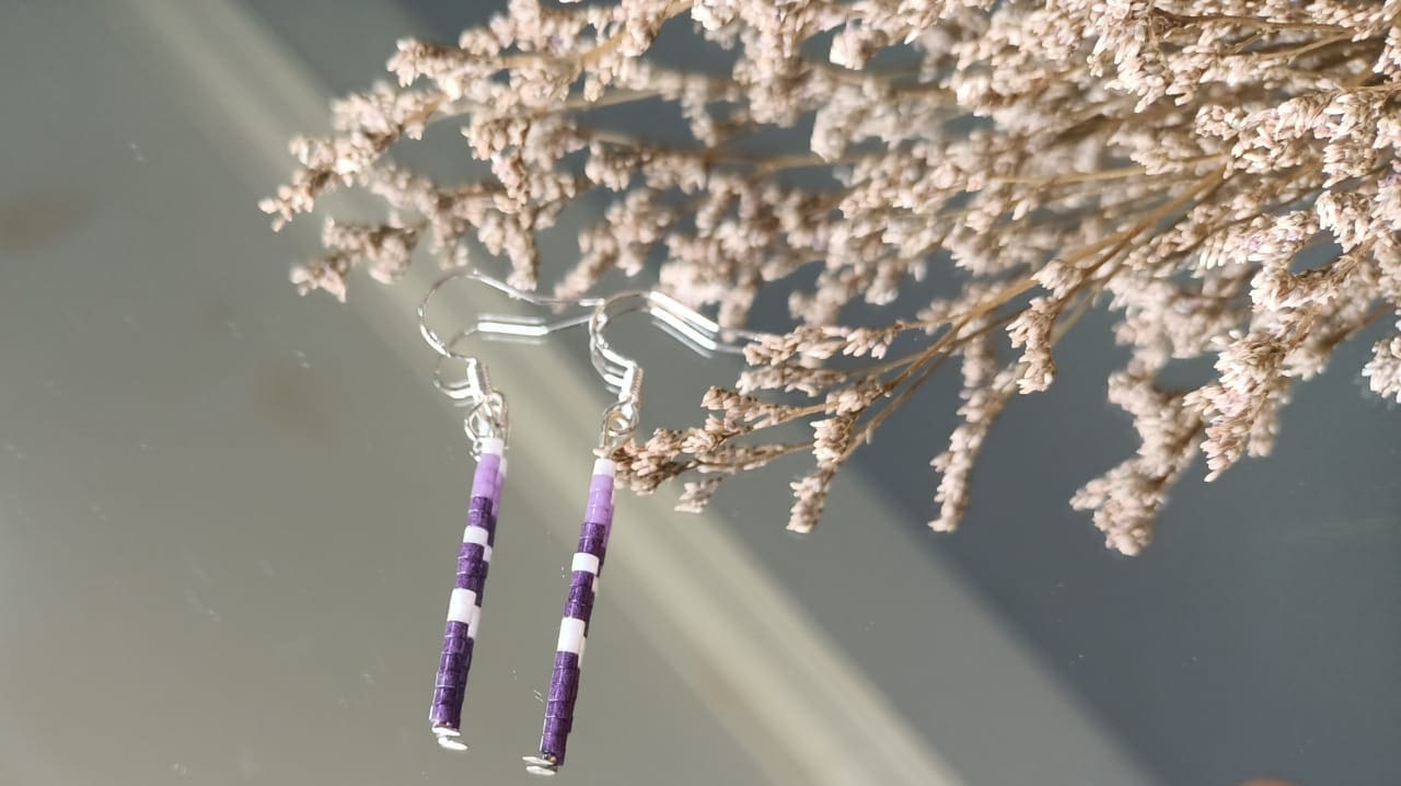 THE STONE Simple Long Beaded Drop Earrings