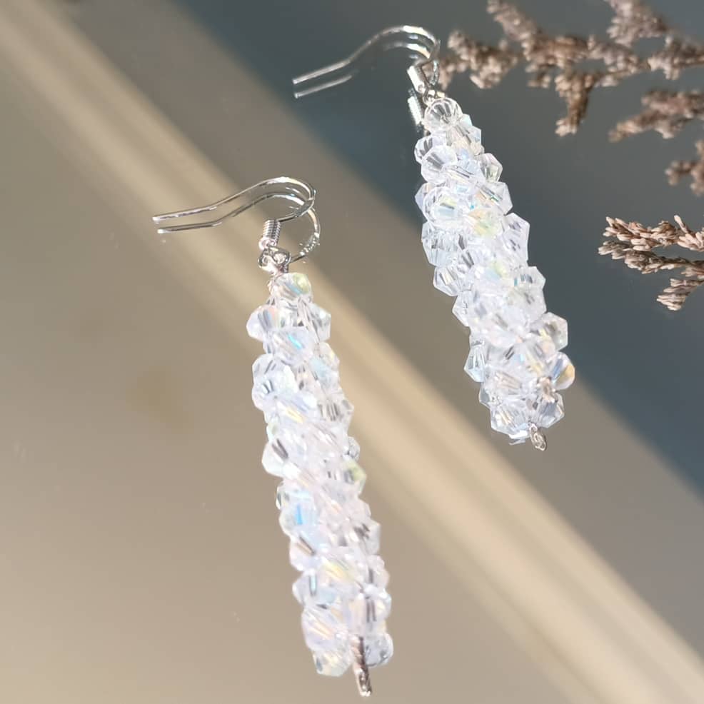 THE STONE Chandelier Drop Earrings - Image 3
